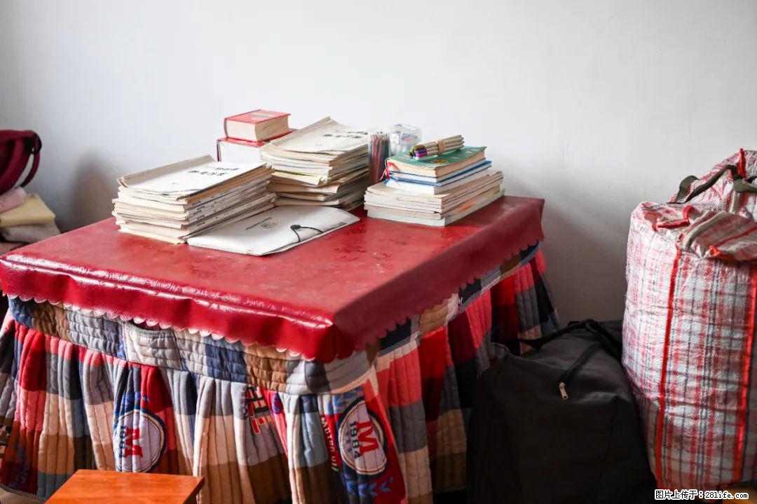 全网追的“扁担女孩”，找了一份暑假工，时薪12元 - 海东生活资讯 - 海东28生活网 haidong.28life.com